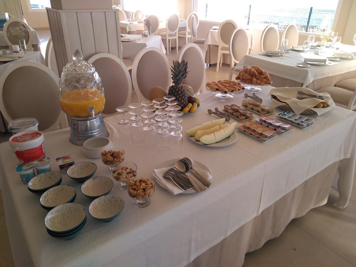 Punta Carnero Hostal อัลเฮซิราส ภายนอก รูปภาพ